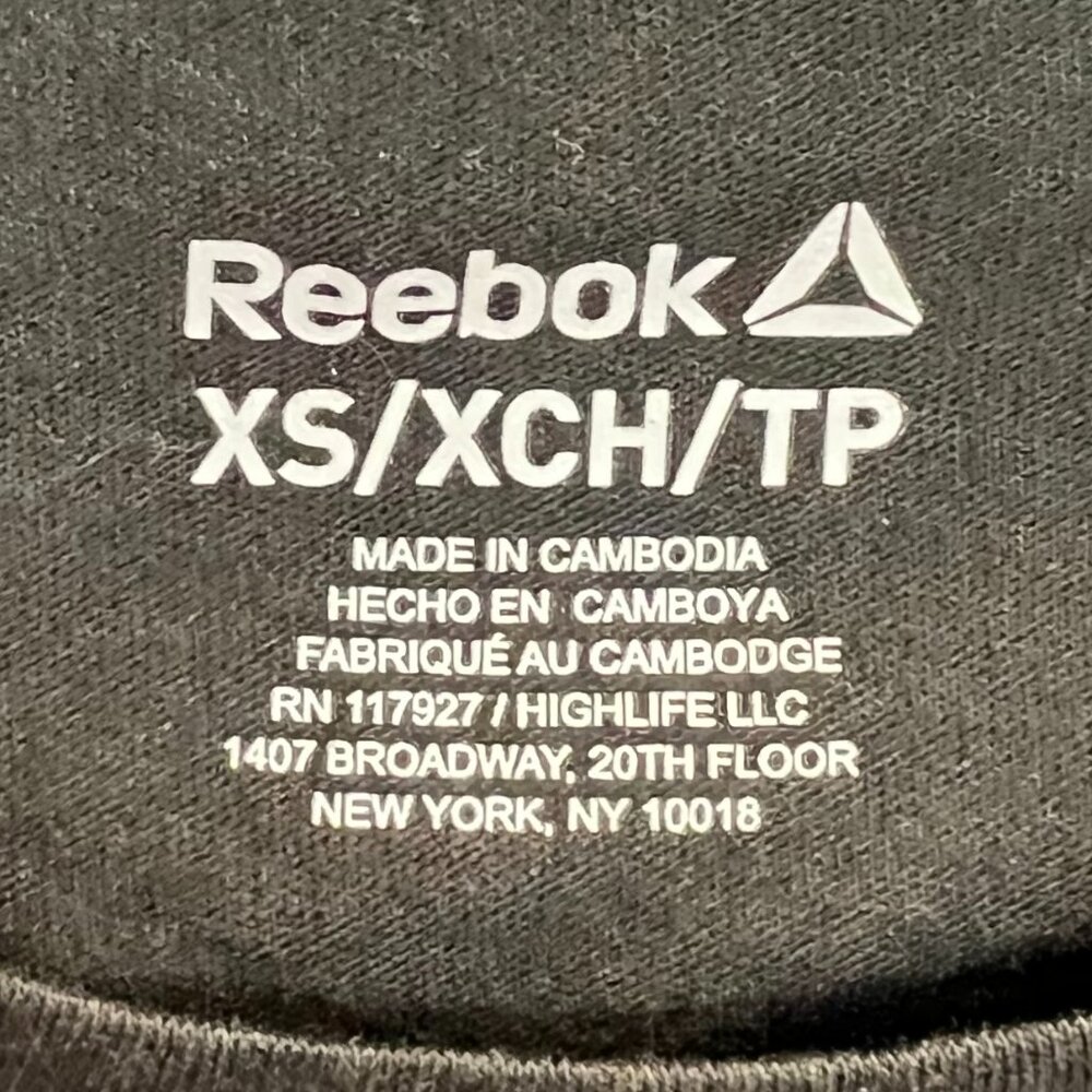 🖤 NWT Reebok Classic Logo Tee – Black – Size XS - Picture 3 of 7